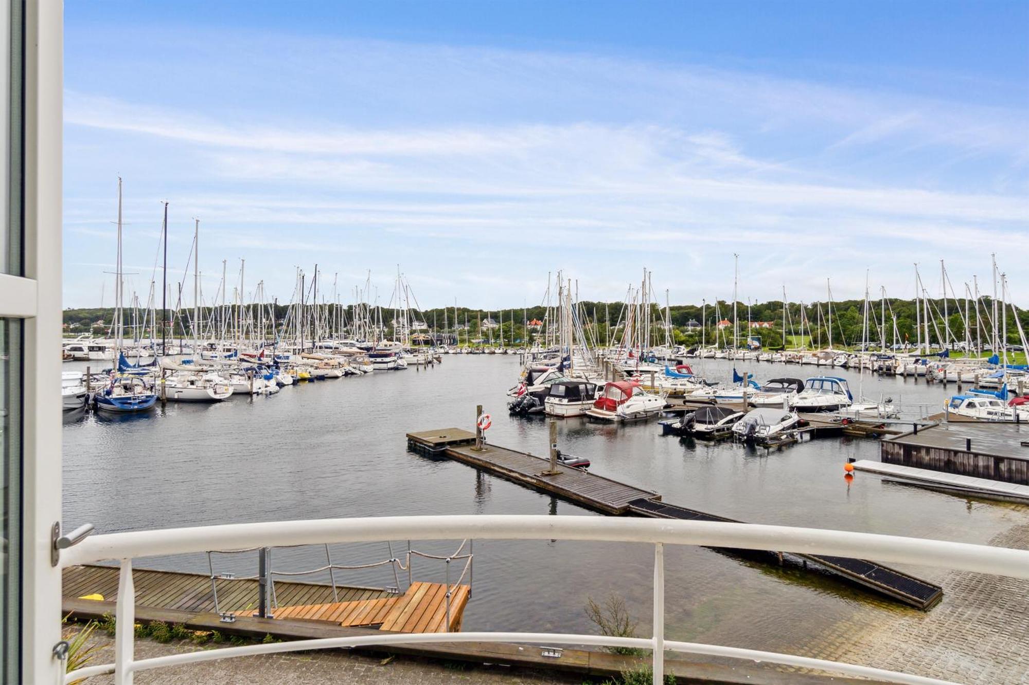 Bb-Hotel Aarhus Havnehotellet Exteriör bild