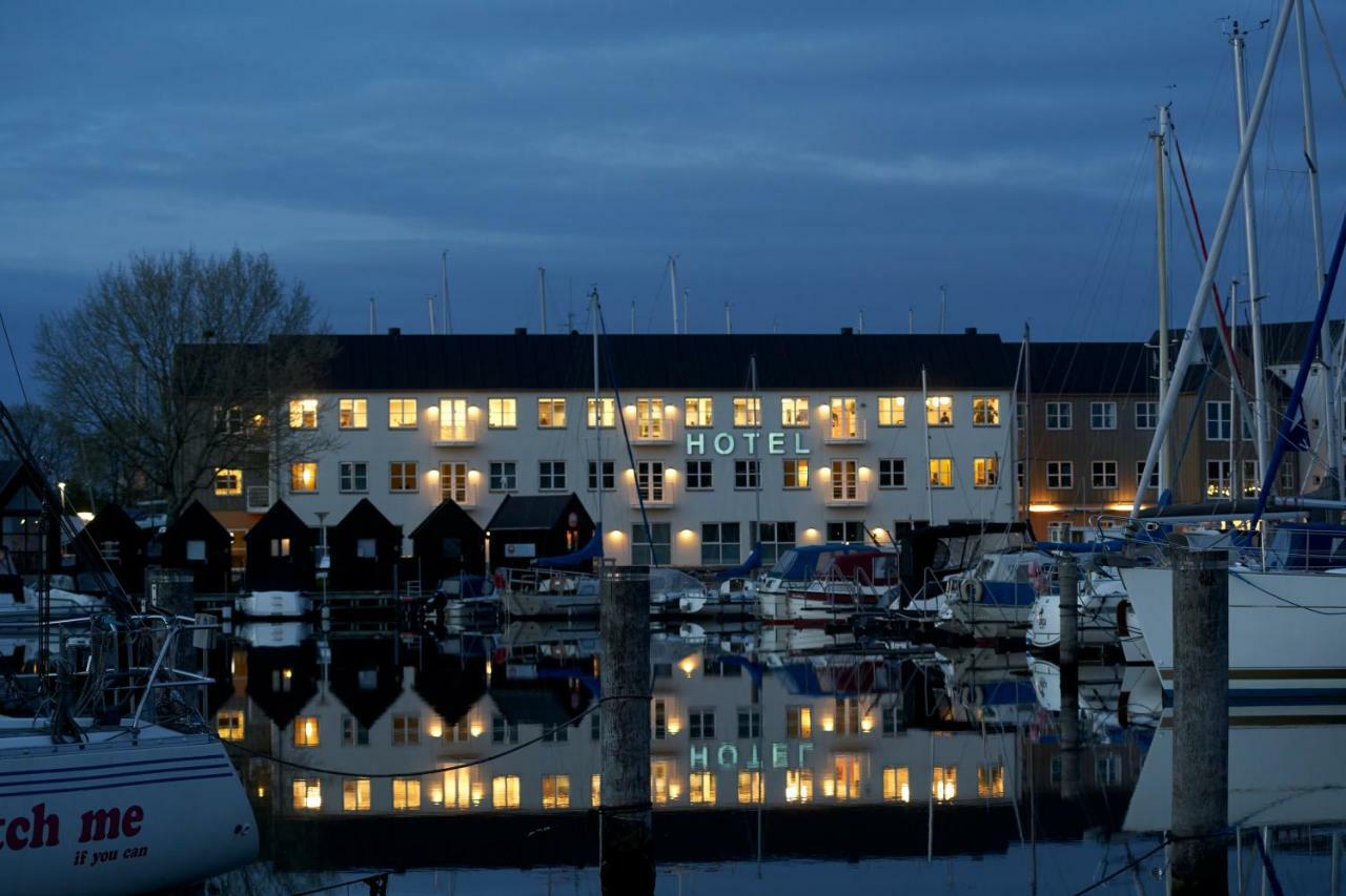 Bb-Hotel Aarhus Havnehotellet Exteriör bild